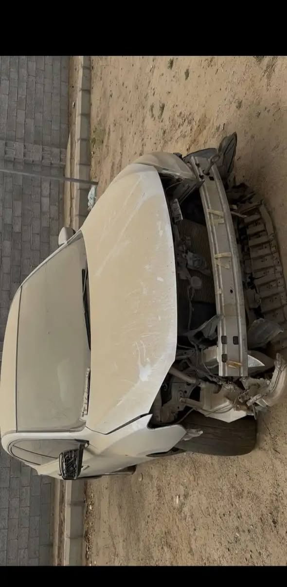 السلام عليكم ورحمة الله🌹

للبيع نيسان سنترا فئه ال S 

موديل 2020 اصل بلادي بانزين

ابيع على حادثها الي بصوره 

الشاصي مكفول بدون ظئرر 

مكينه طافيه بدون عمل  والكير شغال بشرط

ماشيه 76 الف حقيقي 

مكفوله من الصبغ والكص سابقأ

السياره استعمال شخصي اكفلها عدا الحادث الي موظح بلصورة ويرباطات طاكه
 

 رقم اربيل🚩 نكليزي الجديد باسمي شخصيأ

كفاله عامه من كلشي ظربه وصبغ وشخط قبل الحادث 

السعر 📍(( 50$ ورقه )) فقط ,وبيها مجال 

ملاحظه:::# توصل اي محافظه تريدها 
 حسب الاتفاق طبعأ

للاستفسار اكثر اتصال أو وتساب 

***********
