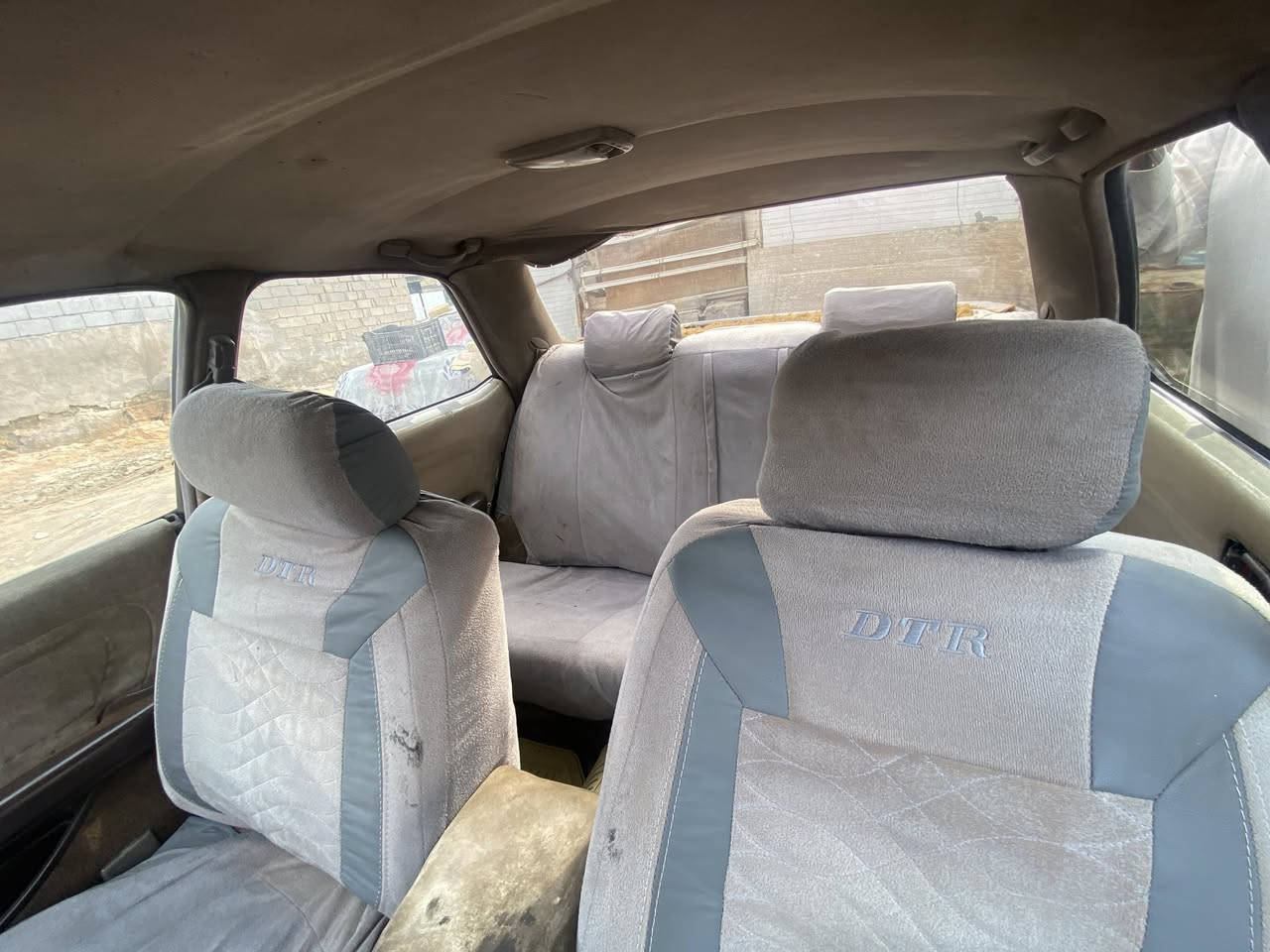 السلام عليكم                                                                   مارك  كصيف 1991  سياره نظيفه وخير من الله محرك ونجي جديد وناعم  كير  كشرته واظح بل صوره راعيه موجود بصره سياره سنويه 27تنتهي السعر 35 وبيه مجال  رقم ***********ما متواجد عل نت
