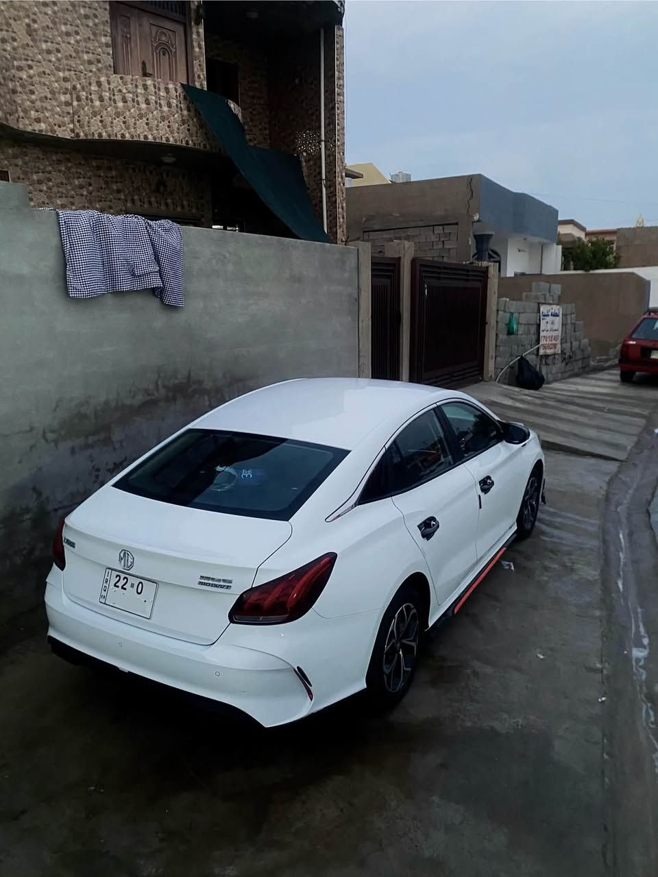 Mg gt  ام جي جيتي
ئیمجی جی تی 2025
١٥ هەزار رۆشتوە 
تەنیا ئەو وردە قوپەی تیایە چاکیش 
نەکراوە زۆر کەمە فول جوانکاری 

***********
***********
