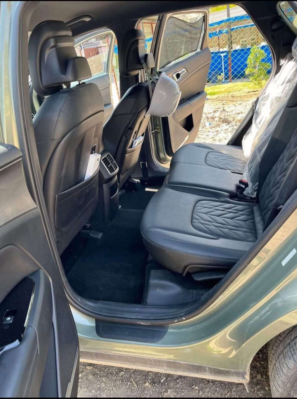 كيا سبورتج 2023 امريكي لون مميز زيتوني حادث صبغ بنيد فقط طاك دبل اير باك ستيرن دشبول 
شاصي لغود كله سليم شرط الفحص والسونار 
رقم بغداد جديد باسمي ماشية ٣٧ 
تحويل ثاني يوم 
السيارة فول كلشي بيها طالعه طلب خاص عدا البانورما والصندوك مو كهرباء بغداد, العراق


**إذا كنت صاحب هذا الإعلان وتريد حذفه لأي سبب، رجاءا أرسل رسالة إلى الدعم الفني**