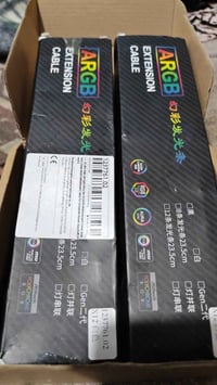 قطعتين • إكسسوارات إلكترونية