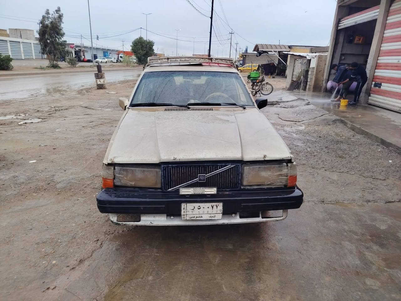 السلام عليكم ‏‪
فالفو ٧٤٠ للبيع رقم نجف سنوية ساقطة بيها منظومة تبريد كاملة و شغالة ترايك وين متريد معروضة ب 33 و بيها مجال 
مكانها ديوانيه قضاء غماس للاستفسار اكثر الاتصال ع الرقم ‏‪***********‬‏ 
مكلف بالنشر تحياتي ....
