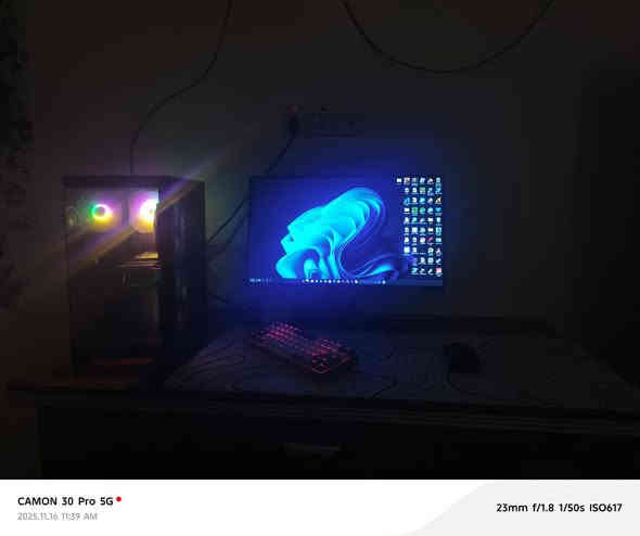 - حاسبة كاملة وشاشة  للبيع جدد ونضيفات استعمال قليل حته ضمان مامخلص
- نوع الشاشة : MSI MONITOR G255F 
- مواصفات الشاشة :   
180hz
دقة 1080 × 1920(FHD) 
24.5in
Ips
1 مللي ثانية
منفذ HDMI 
الشاشة تدعم  Displayport

- مواصفات البيسي: 
CPU CI5 12400F TRY
AMD RX 6600 8GB 2FAN ASROCK
RAM DDR4 16GB 3200 8×2 TXRUI
M.2 1TB TEAM GROUP MP44L 5000Hz
FAN CPU ALTA 9 DEEPCOOL
PSU Ruix GX 650W 80 Plus Bronze 
M.B H610M ONDE DDR4 M.2
CASE LOVINGCOOL LC-T2 BK 3FAN RGB

- صارلهة 5 أشهر عندي استعمال كلش خفيف

- السعر 980 الف بيهة مجال بسيط
- الرقم واتساب ***********
- مكاني ☜︎ البصرة / التنومة / شارع 40
