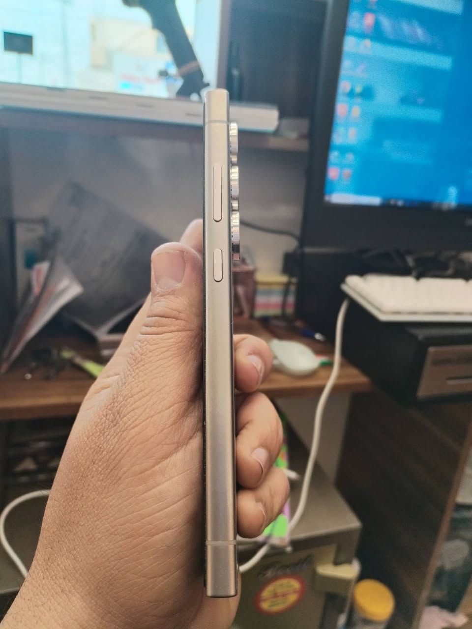 اس ٢٤ الترا
نظافة ١٠٠
ذاكرة ٢٥٦ 
***********
