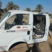 عندي قماره كيا بنكو 2700    2021 بيه ثلاث بيبان كلش نضيفات قبل الحادث ...