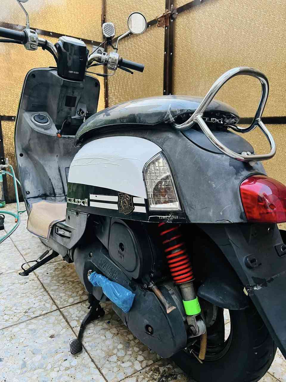 السلام عليكم ماكس بوليس للبيع بعده رمبه الدراجه مال بيت كفاله مكينه وكفر الدراجه مكمركه يعني تروح بوجهك ترقم مكاني الزعفرانيه 
(***********)
