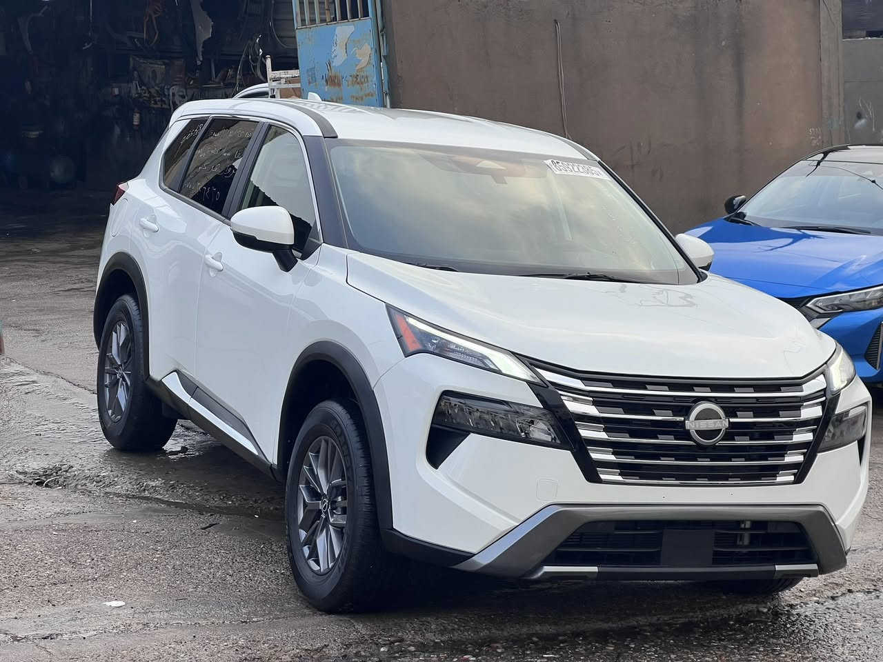 نيسان روج
موديل 2025 
ماشي 10 KM 
وارد امريكي 
موصفات S   AWD
حادث سياره فقت راسل بونيد شبرين صبغ
بيدون قطر دواخل 
أيرباگ ستيرن سيستم
سباره بيدون ملا حضات بيدون تعديل بيدون رسعات
سعر 155 بي مجال 
عنوان عقرء 
رقمل هاتف وتساب علي 
***********
