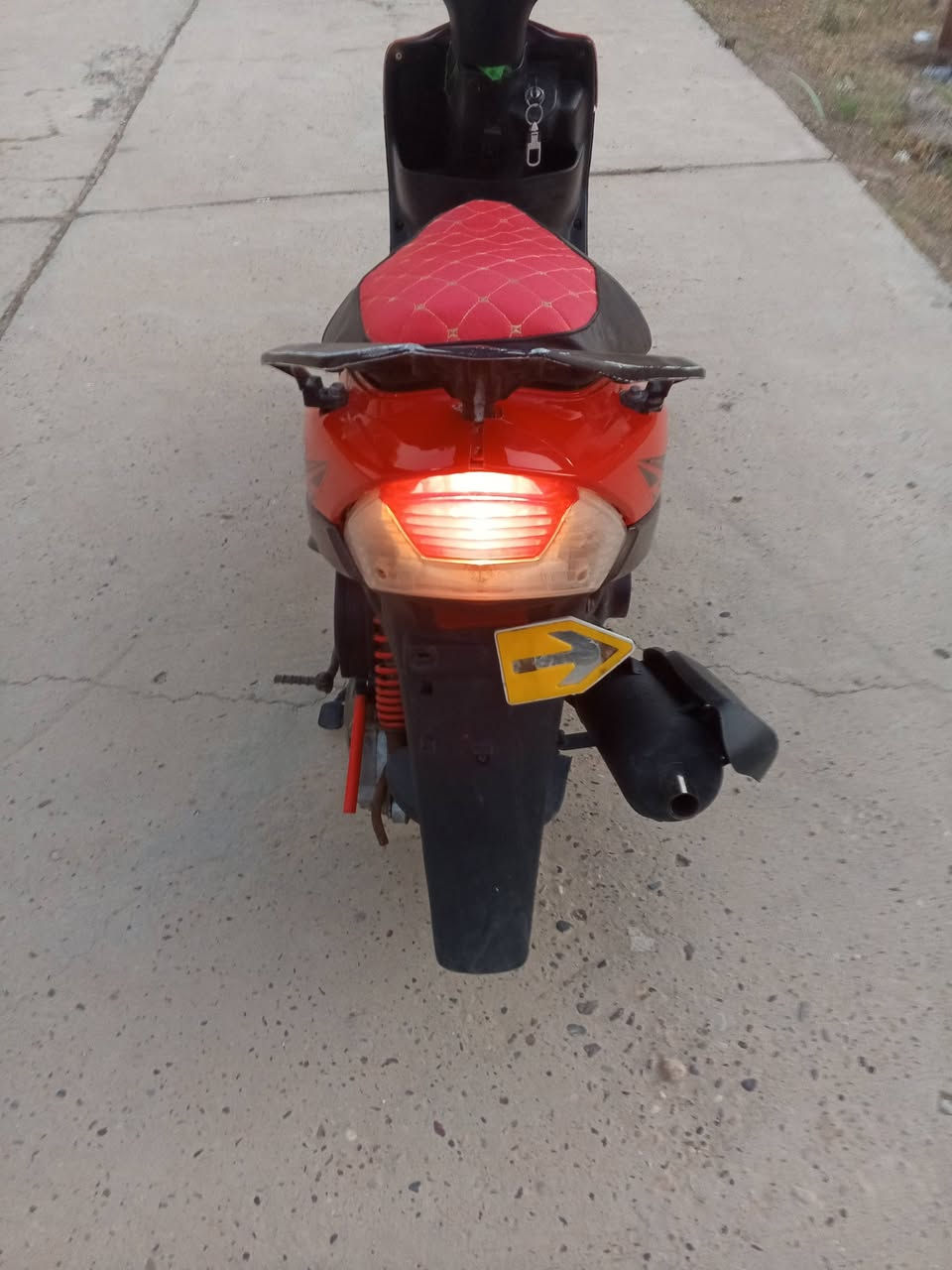 السلام عليكم ماكس عدله للبيع 

الدراجه مفتوحه بوشه 55 الدراجه كهربائيات كامله ومحرك شلعه ومعدل اي استفسار خاص سعر 450 وبيها مجال *********** واتساب فقط مكان بابل جبله
