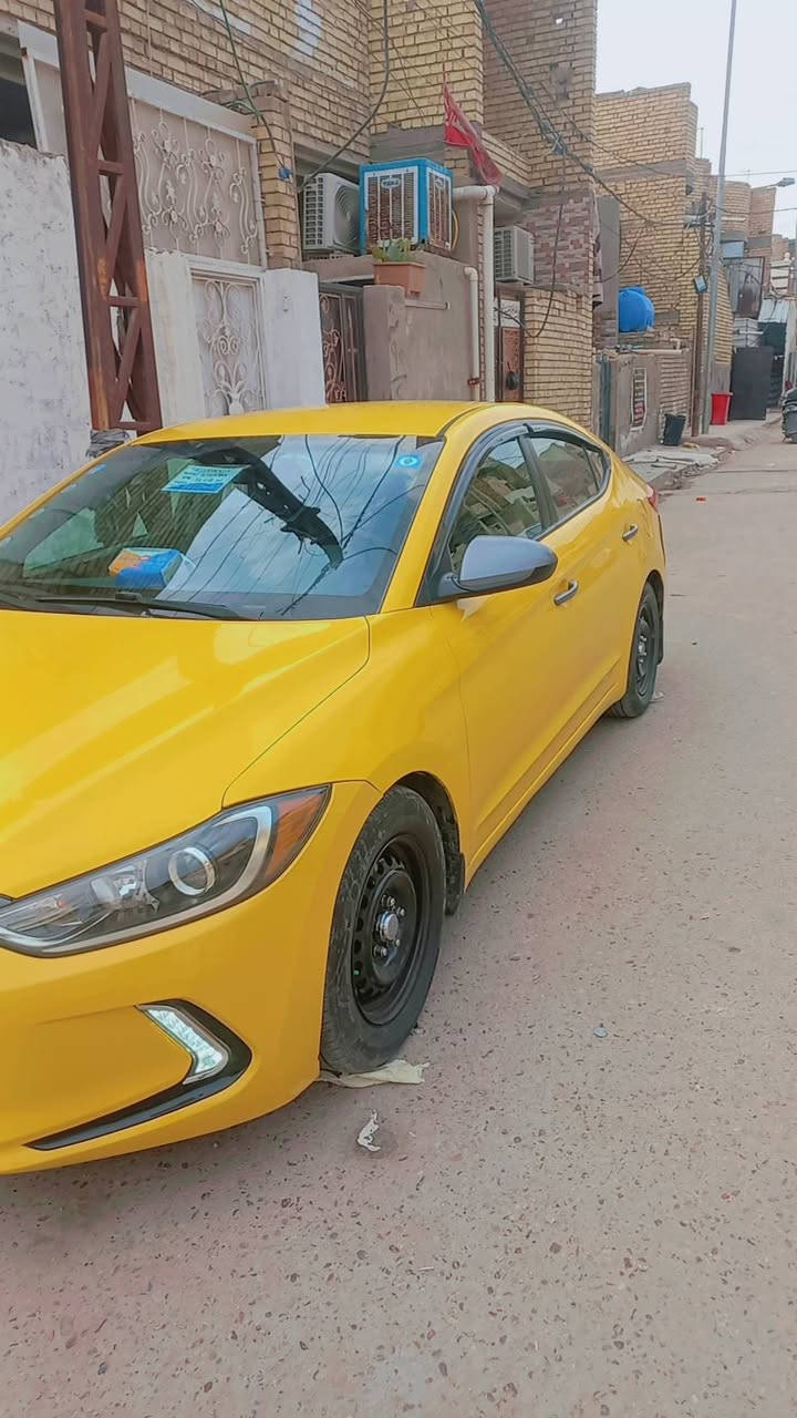 السلام عليكم  إلنترا  17  ليبل واحد  حادثها قبق جنطه ومعمر بس والباقي مكفوله  السياره كلش حلوه واحلى مم الصور مناقصها برغي واحد عارضها ب126 وبيها مجال حك الجيه مدينه الصدر ***********
