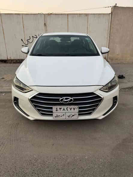 السلام عليكم للبيع سياره موديل 2017 وارد خليجي مواصفات ماكينه 2000 رقم اربيل سنويه منتهيه محافظه البصره قطعتين صبغ 
***********.         السعر 123
