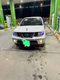 بيكم نيفاره للبيع موديل ٢٠١٢ مكفوله من الضربه والصبغ والتبديل بيه طعجا...