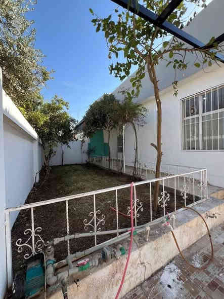 كود7\50
بيت للبيع في مجمع اينده في اربيل 
مجمع اينده 2
المساحة :- 216م 
يتكون من :-
 2 غرفة نوم | استقبال | هول | مطبخ    | مجموعة صحية |  
نقدي بدون اقساط 

***********واتس

***********
