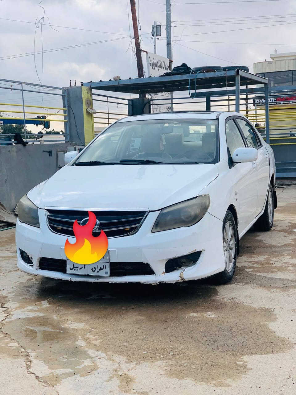 سلام عليكم سياره بي واي دي موديل 14 محرك وكير كورلا للبيع مكينه وكير كلش نضيفات تنته بصمه كامره خلفيه وشاشه بلاديه بيه فقط صبغ بنيد وجاملغ خلفي بسيط مابيه اي نقص تدفئه فول تبريد بي عطل بسيط الرقم اربيل سنويه باسمي شرط التحويل مثل متشوفون النضافه ا لعنوان تكريت  للاستفسار ع الخاص او ***********
