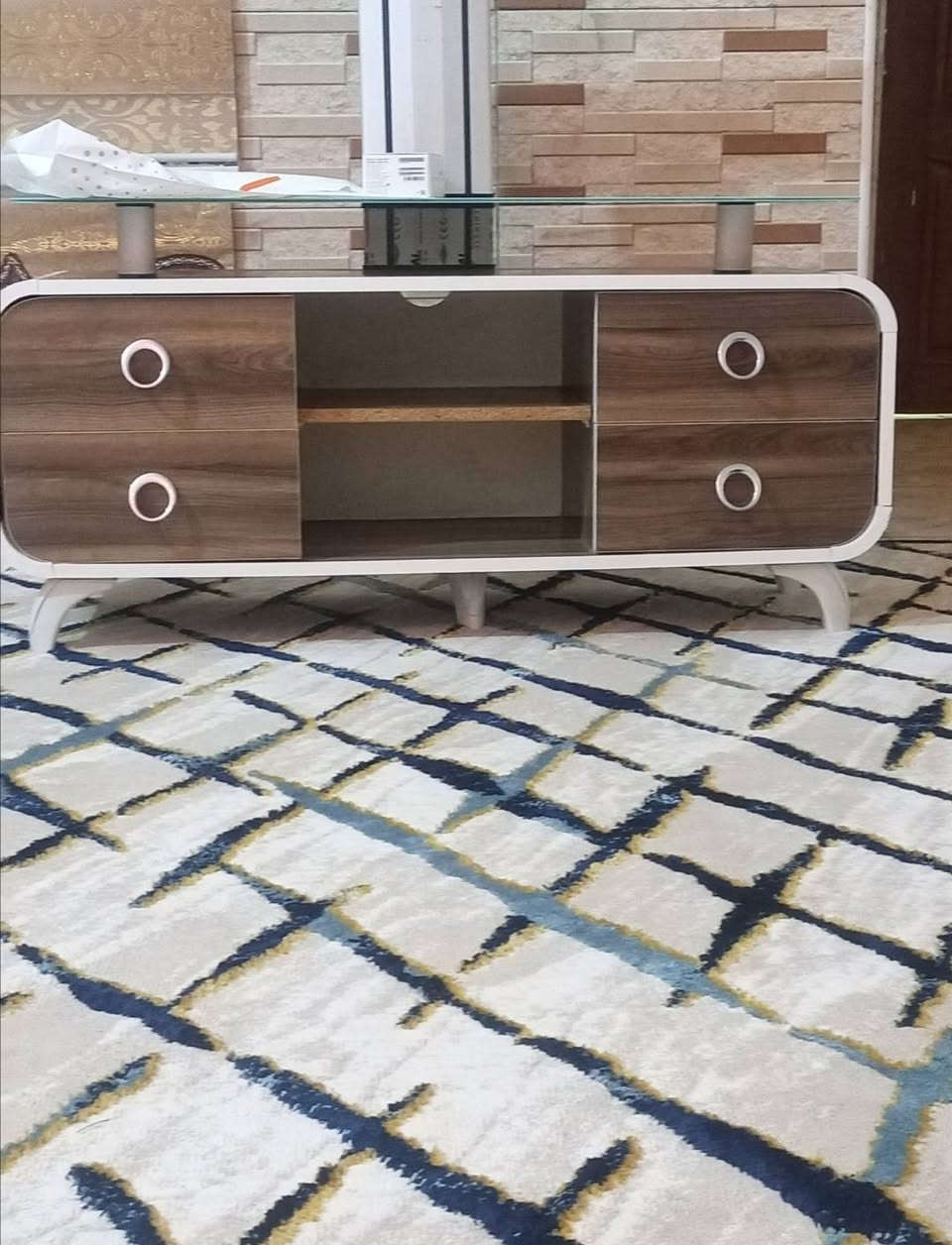 ميز بلازمه عدد 2مع قاعدة بلازما استخدام قليل نظافه 99سعر الواحد 50🔏ساحبه دهون 30


**إذا كنت صاحب هذا الإعلان وتريد حذفه لأي سبب، رجاءا أرسل رسالة إلى الدعم الفني**