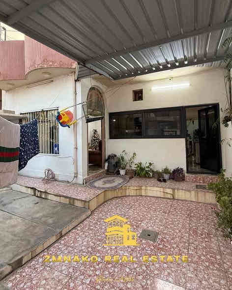 خانوو  بۆ فڕۆشتن (160) مەتر مربع  بەرامبەر نەخۆشخانەی ئازادی زۆۆر زۆۆر نزیک جادەیە کۆڵان صەب فوول خەدەمات  فوول کاشیە سەقفی سانەوییە و دکتی موبەریدەیە  خانوویەکی زۆۆر خاوێنە  ئاو و کارەبا زۆۆر باش ❤️

٣ ژووری نوستن+ژووری میوان+هۆڵ+مطبخ+مطبخ گەرم+٢مشتملات+بەیتونە+گەراج🚗

بۆ زانیاری زیاتر پەیوەندی بکەن یان سەردانی نوسینگەی زمناکۆ بکە ن

ئیسکان فەرعی شیرینی بەتام بەرامبەر مختبر ڕۆژ🩺💊💉

***********☎️
***********☎️
***********☎️
