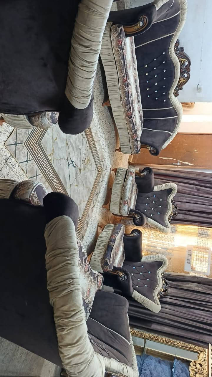 ملكي تركي 10 مقعد💺 اخو جديد أي ضرر مابي نضافه فووول ثكيل خشب بلوك كلش ثكيل سعر ,370, بي مجال مكان لبياع *********** يوجد واتساب
