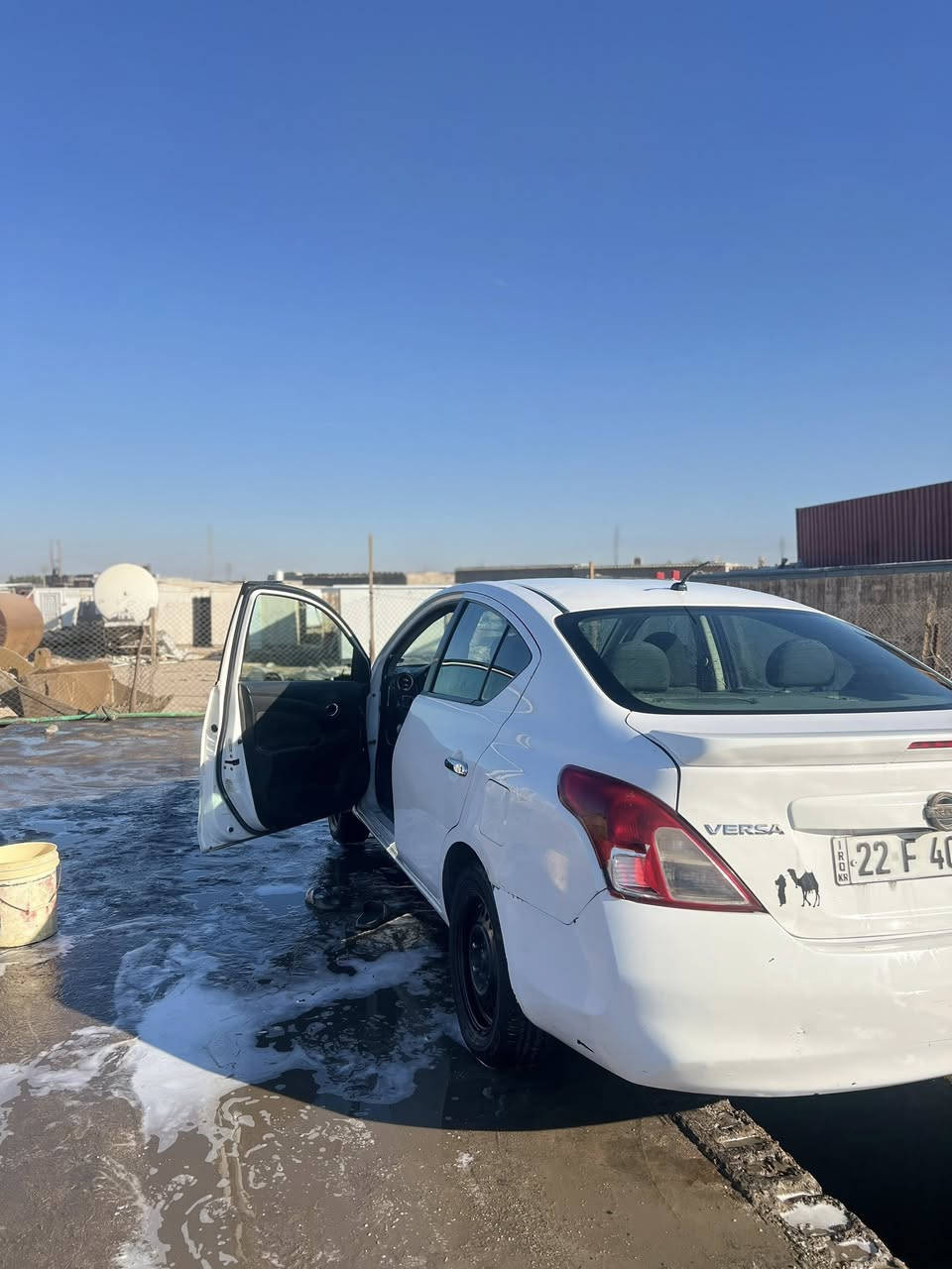 سلام عليكم نيسان فيرزه لبيع ٢٠١٦مكان بصره سعر سياره ٧٠ وبيه مجال ***********
