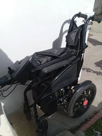 كرسي متحرك كهربائي • جديد • أربيل