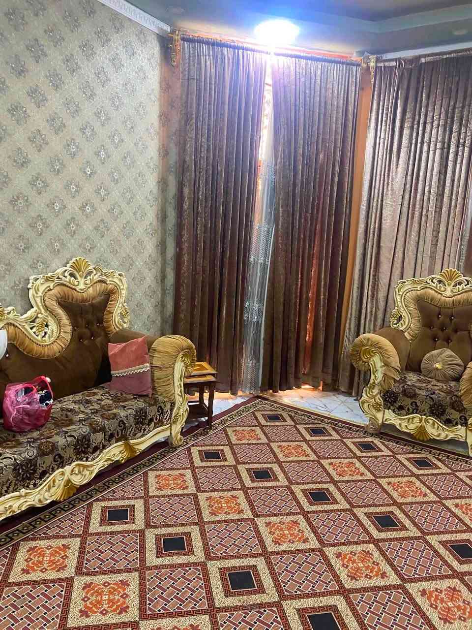 � بيت للبيع – حمدان / شارع المركز

📍 الموقع: حمدان – شارع المركز – قرب سنتر وأفران الملاك

📐 المساحة: 150 م²
🏠 طابق واحد
🧱 بناء بلوك درجة أولى

🔹 غرفتا نوم
🔹 صالة
🔹 مطبخ
🔹 ديوانية
🔹 صحيات داخلي وخارجي
🔹 كراج كبير

✅ موقع حيوي قريب من الخدمات والأسواق
✅ مناسب للسكن العائلي

💰 السعر: 100 مليون دينار

📲 واتساب: ***********
📞 اتصال: ***********

🏢 مكتب الكعبي للعقار للاستثمار العقاري والمقاولات

#بيت_للبيع
#حمدان
#شارع_المركز
#عقارات_البصرة
#بيع_وشراء_العقارات
#مكتب_الكعبي_للعقار
#استثمار_عقاري
#البصرة�
