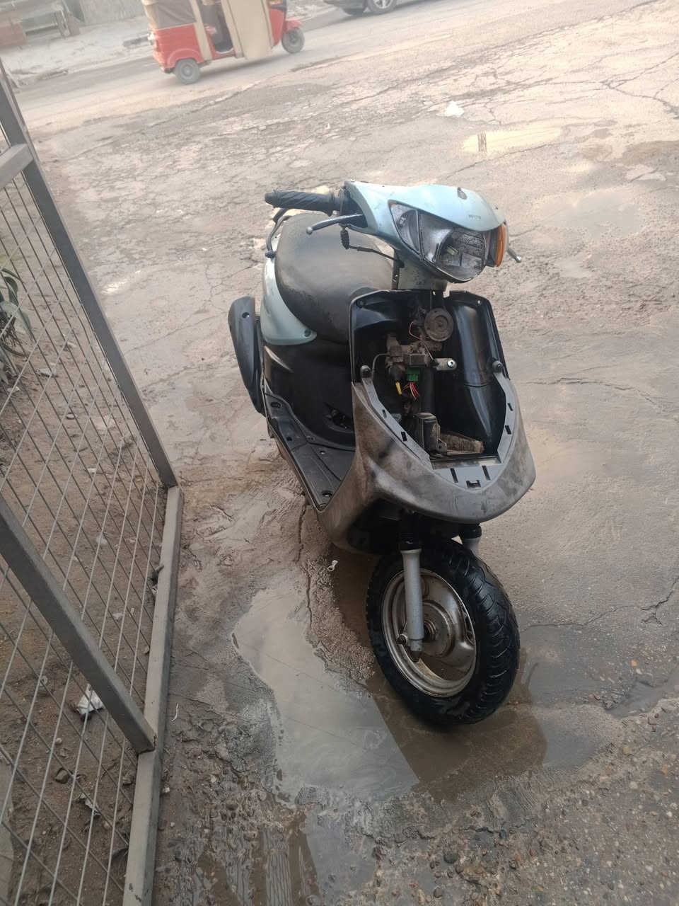 ماكس قجمة سرعة 120مكينة ابلادية مامفتوحة نكرة بي وقت سلف هندر كهربيات شغالة كابرتر اصلية كفرات ابلادية كجات رياضي وصالناصة اف ام شلعة معدل الدراجة السعر 300مكاني بغداد حي الجهاد ***********. والكشر شوفت عيونك
