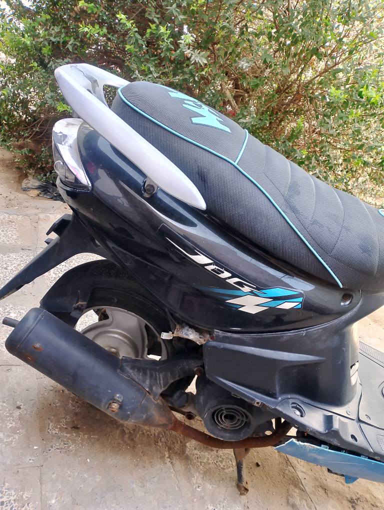 سلام عليكم  .  دراجه للبيع نضيفه ستعمالها شي قليل وسعرها مناسب قفل 300 مكاني كربلاء الحر رقم المبايل *********** كربلاء, العراق
