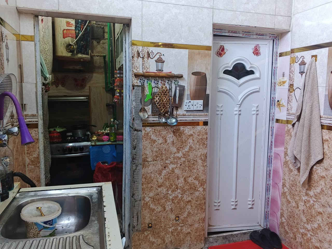 بيت للبيع مساحة 75متره السده الاولى شارع ضغط خدمات كامله ***********ابوحسين
