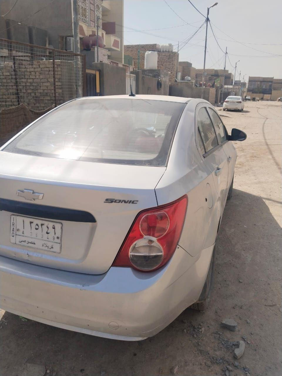 السلام عليكم 
سيارة شوفرليت سونك موديل 2012
محور محرك وكير كورلا ياباني
حدادية جديدة 
بية طخات بسيطة ومصلحة 
منظومة تبريد كاملة عوزه بس غاز ديوانية, القادسية


**إذا كنت صاحب هذا الإعلان وتريد حذفه لأي سبب، رجاءا أرسل رسالة إلى الدعم الفني**