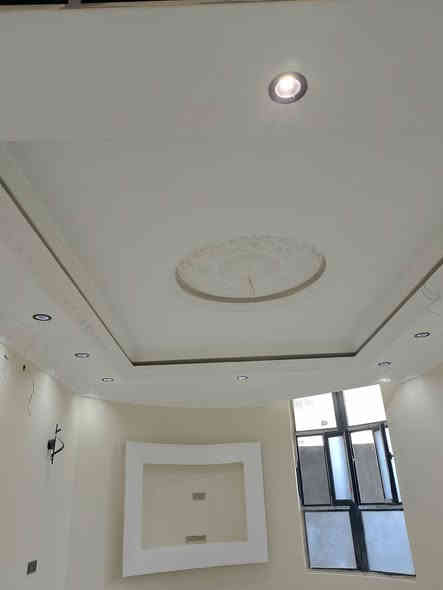 احنا شباب مصريين نشتغل ديكور وصبغ داخلي وخارجي رقم التلفون ***********
