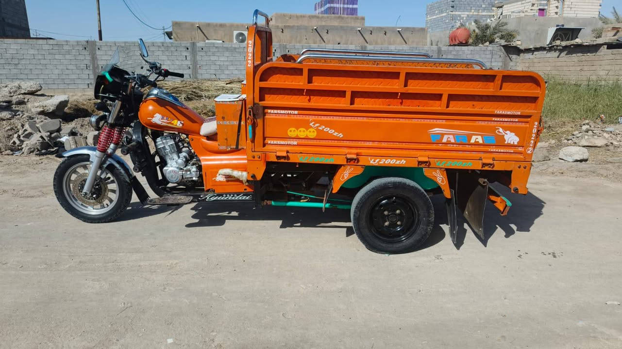 سلام وعليكم  ستوته فرس للبيع
نضيفه ما نقصه اي شي مديل 2022 مكينه نضيفه تايرات كهربايات كله شقاله السعر 2400 وبيه مجال قليل 
العنوان البصره الدير ناحيت النشوه 
رقم الهاتف ***********
