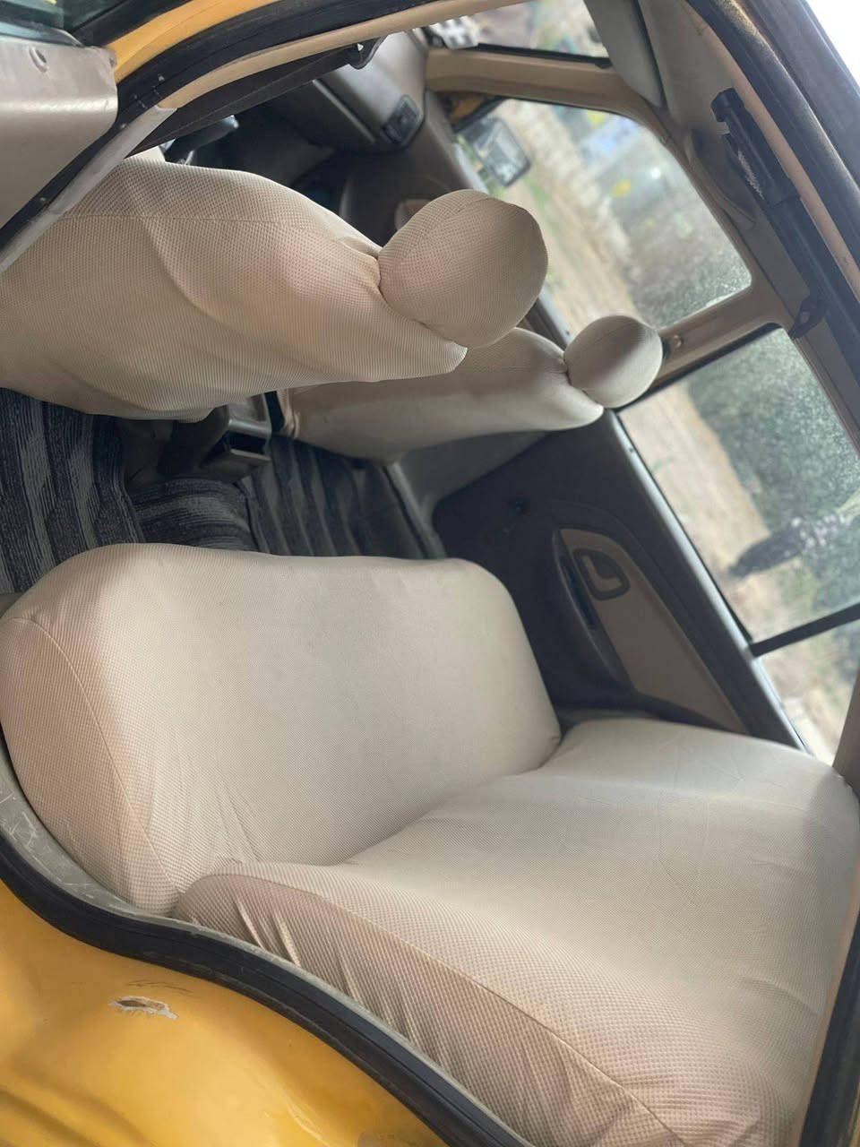 السلام عليكم بيجو 405 م 10 محور كورلا رقم واسط بسمي مصفره هيئه وغرامات محرك كير بشرط كهربائيات كله شغاله صدر امامي خلفي فلنجات جدد السعر (30) 0771 498 4975
