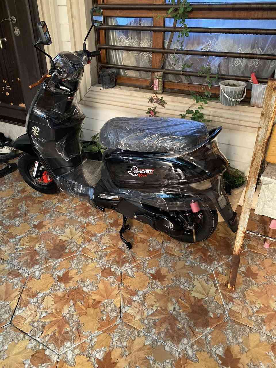 ماطور ماكس بوليسي موديل 2024 محرك ياباني تشغيل عنبعد كنترول دراجه كلشي بيهه شرط من تاير للتاير  كفاله عامه السعر 650 الف مكاني كركوك رقم موبايل ***********
