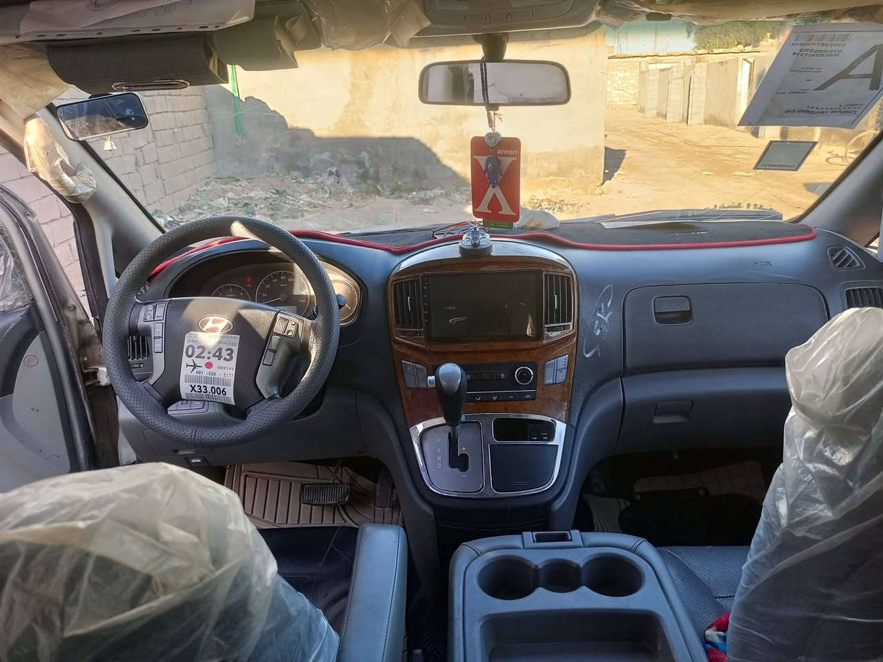 سلام عليكم ستاركس موديل 2017 أصل
سياره جاهزه من كلشي حداديه مكينه وكير
وسياره بيه ضربه بجم كدام  و باقي كفاله 
تبريد ثلج 🥶
العنوان البصره الزبير وسعر 195
انا مكلف بالنشر رقم  ***********
