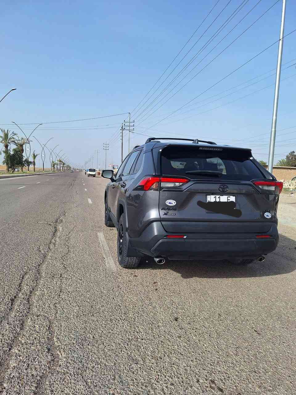 𝐓𝐎𝐘𝐎𝐓𝐀 𝐑𝐀𝐕𝟒-𝐗𝐋𝐄 2023
السلام عليكم 
للبيع
تويوتا رافــــ4 XLE موديل 2023 
رقم بغداد جديد تحويل
اللون : نفطي
عداد المسافة : 23000 مايل
حجم المحرك : 2.5L ( 4.سلندر )
ملاحظة السيارة : فقط تصليح بنيد مع الجاملغات الامامية
 اربـــــــاك الدركه مبدل بلادي والبردات ملغيه
المواصفات : 𝐗𝐋𝐄
فتحة سقف
كيج الكتروني 
شاشة كبير لمس
كاميرا خلفية
‏ابواب  بصمة
‏‎بصمة تشغيل 
شتغيل عن بعد (𝐑𝐄𝐌𝐎𝐓𝐄 𝐒𝐓𝐀𝐑𝐓)
هاند بريك بصمة
اوتو هولد (𝐀𝐔𝐓𝐎 𝐇𝐎𝐋𝐃)         
اوتو ستارات (𝐀𝐔𝐓𝐎 𝐒𝐓𝐀𝐑𝐓)
اوتو ستوب (𝐀𝐔𝐓𝐎 𝐒𝐓𝐎𝐏)
رادار امامي (تحديد مسار)
‏‎رادار جانبي (نقاط عمياء)
‏‎رادار خلفي (التحذير من الاصطدام)
‏‎حساسات امامي
‏‎حساسات جانبي 
‏‎حساسات خلفي 
نظام (𝐄𝐂𝐎)
نظام (𝐍𝐎𝐑𝐌𝐀𝐋)
نظام (𝐒𝐏𝐎𝐑𝐓)
تحكيم ستيرين
تبريد قطعتين امامي وخلفي
صندوق كهربائي
لايتات (𝐋𝐄𝐃) ليد عدسة زينون 
بلاجكتور (𝐋𝐄𝐃) ليد 
بكلايتات (𝐋𝐄𝐃) بيلادي
ويل كروم XP
تفاصيل اكثر الاتصال علی الرقم التالي
☎️ ***********
عنوان📍صلاح الدين سامراء
رقم الشاصي : 2T3W1RFV4PC216343
‏
