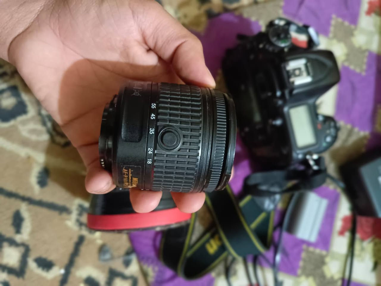 السلام عليكم كامره للبيع 7100 السعر 550 وبيها مجال ***********
