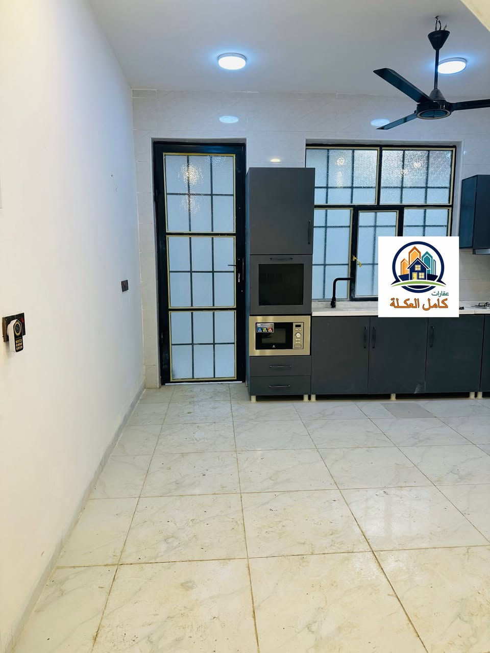 للبيع 

بيت في حي الدوانم  زيرو تحويل مباشر 
  
مساحة 170 متر  شارع 12 خلف شارع المكاتب

يتكون من 4غرف نوم و4 حمام وباقي الملحقات

🏠🏠🏠🏠🏠🏠🏠🏠🏠🏠🏠

للاستفسار  الاتصال 
المحامي تاج الفاطمي *********** ☎️
المهندس احمد الحسني ***********☎️

عنوان 📍المكتب سامراء حي العرموشية مجاور كباب ابو حمزة  عقارات كامل العكلة
