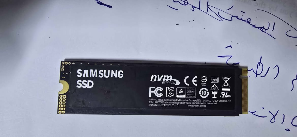 Ssd 4 TB 
سعره ٥٠ 
M.2 2TB  ب٩٠ وبي مجال 
للتفاصيل والتفاهم اكثر خاص بغداد, العراق


**إذا كنت صاحب هذا الإعلان وتريد حذفه لأي سبب، رجاءا أرسل رسالة إلى الدعم الفني**