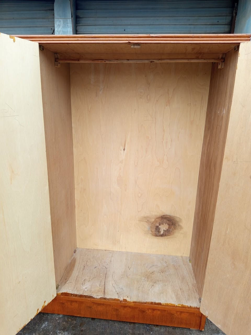 قنصور ٥ ابواب شرط شرط النظافه شغل ثقيل حيل فصال 
سعرها ٢٤٠ الف
رفاعي يم طرشي الشفاء ***********
