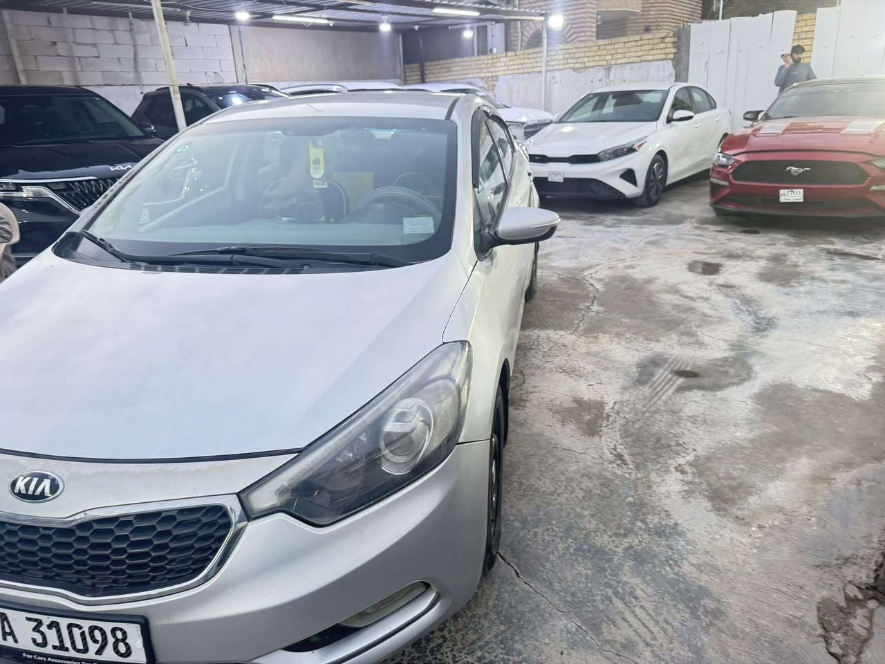السلام عليكم 
كيا سيراتو خليجي 
2016 
بيه جاملغ وبنيد صبغ 
مكانه السماوه 
السعر 107 وبيه مجال قليل 
***********
