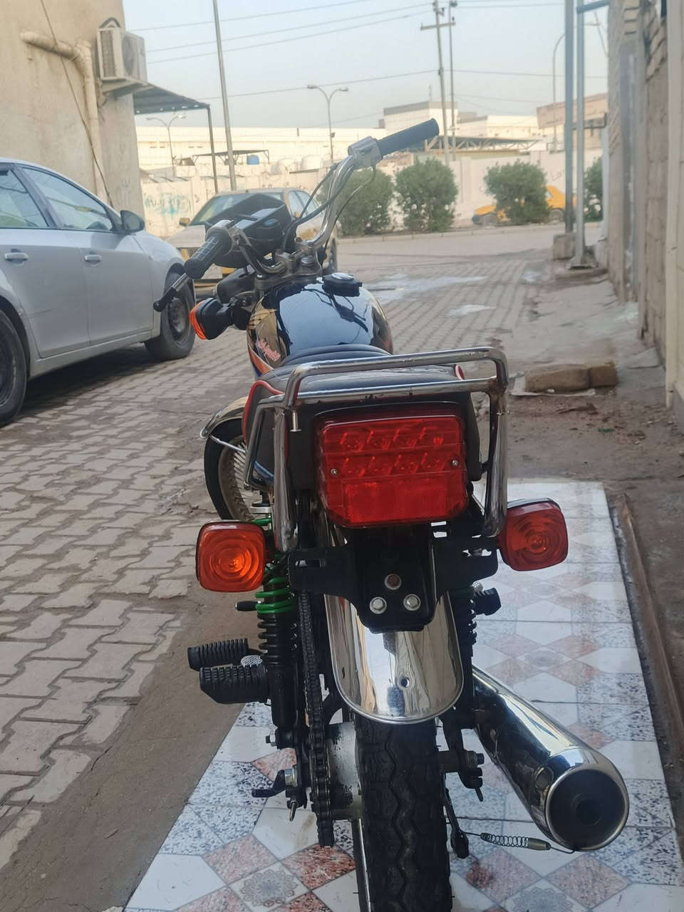 سلام عليكم  عندي دراجه للبيع ايراني نامه تعمير جديد اوراق اصولي 
السعر 850
 ارقم تواصل ***********
