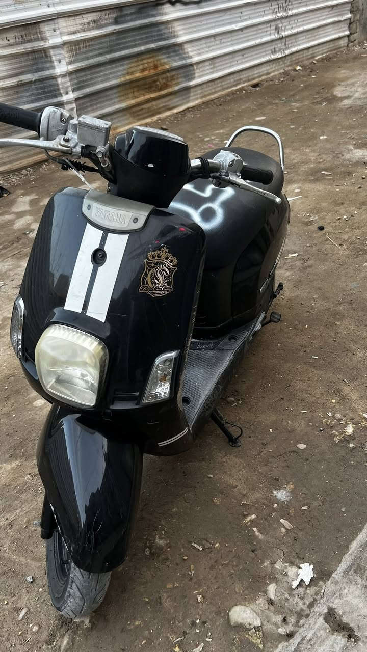 بوليسي حاويه برغي ممفتوح بيه سعر 950وبيه مجال ***********
