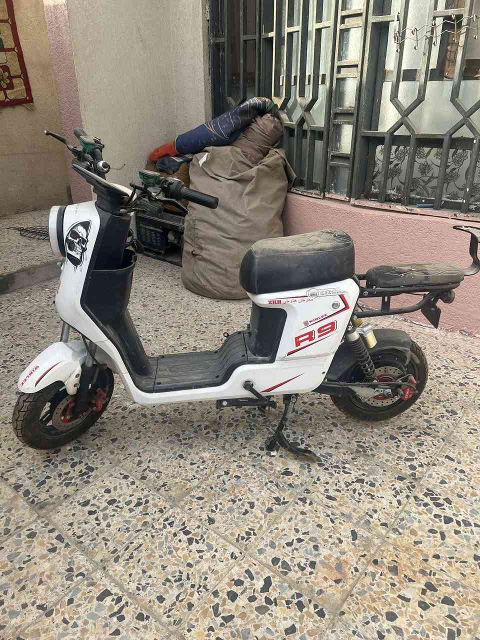 دراجة شحن نقص باتريات فقط ب250 وبيهه مجال
لعنوان حي المعلمين القديم


**إذا كنت صاحب هذا الإعلان وتريد حذفه لأي سبب، رجاءا أرسل رسالة إلى الدعم الفني**