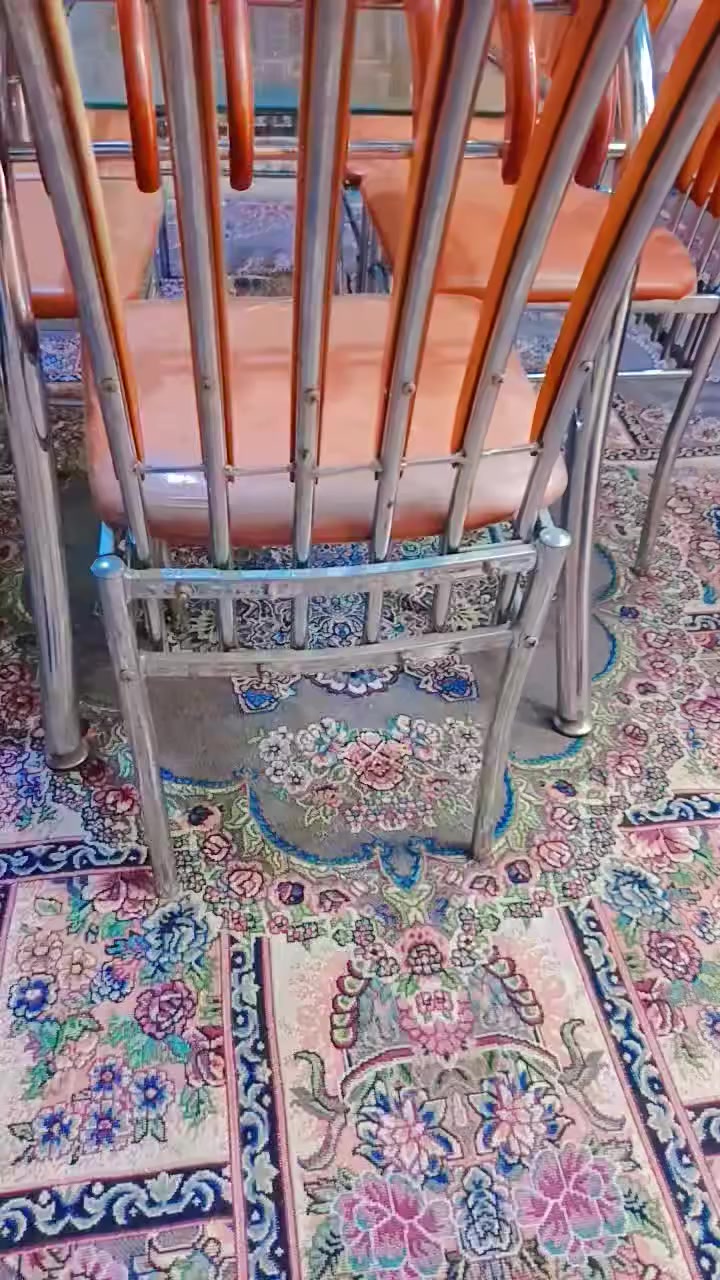 ميز طعام ستيل امطعم صاج دبل جامه مع 6 كراسي
رقم الهاتف ***********
