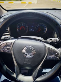 سيارة للبيع شركة سانك يونك النوع تيفولي بانزين موديل ٢٠٢٢ سنة الاستلام...