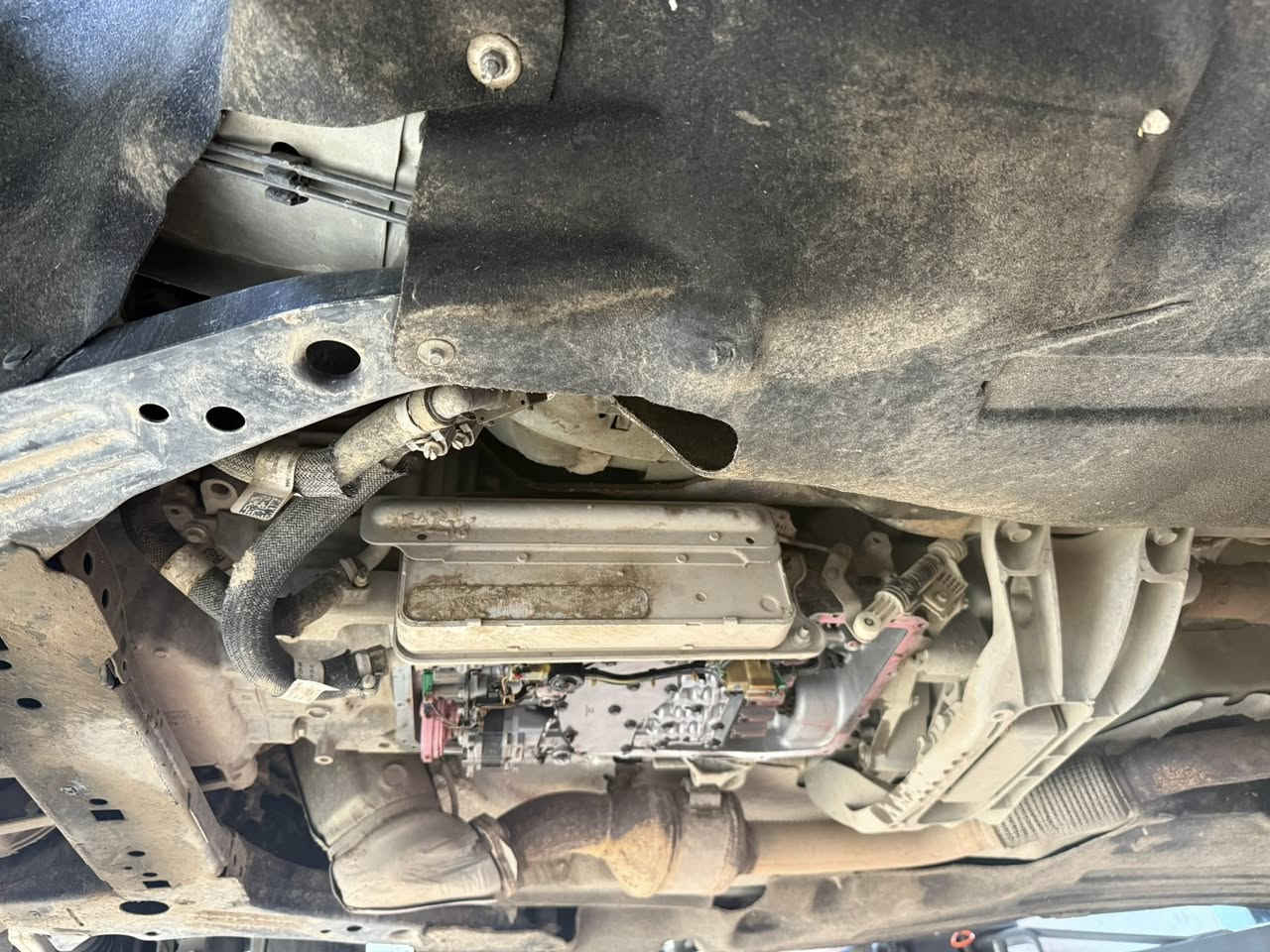 فورد اكسبلورير ٢٠٢٠ تبديل زيت الكير مع فلتر الكير اصلي الامريكي

خدمات فورد لصيانة سيارات- وقطع الغيار 
***********
***********
بغداد- الغزالية- الشارع العام مقابيل نافورة مدير الامن مجاور مركز تسوق الساعة 
يتوفر توصيل  جميع قطع غيار الفورد / والزيوت /لجميع محافظات العراق
 محلات محمد العزاوي
لقطع غيار سيارات وصيانة سيارات الفورد
