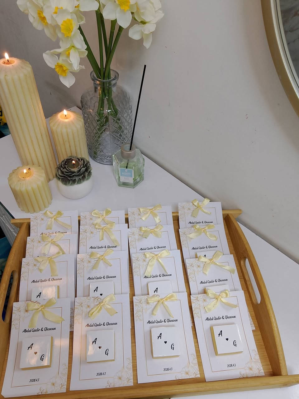 هلو بنات شلونكم رجعت الكم من جديد ان شاء الله بعد فترة غياب 
توزيعات عقد قران حسب طلب الزبونة سعر لوحة العقد الخشبية ب١٠ كاملة مع التصميم حسب الطلب 
توزيعات قطع الشكولاتة القطعة ألف وتصميم حسب الطلب @إشارة


**إذا كنت صاحب هذا الإعلان وتريد حذفه لأي سبب، رجاءا أرسل رسالة إلى الدعم الفني**