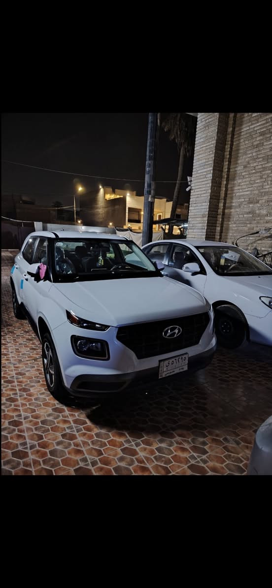 السلام عليكم عندي هونداي فينيو موديل ٢٠٢٠ وارد امريكي ماشيه 51  الف بيه باببين صبغ فقط جديده جدا السياره مكفوله عده الباببين كير محرك تبريد كفاله حداده كله شركة اريد مراوس رقم بغداد باسمي


**إذا كنت صاحب هذا الإعلان وتريد حذفه لأي سبب، رجاءا أرسل رسالة إلى الدعم الفني**