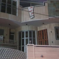 بيت للبيع • ٣٠٠م • خلف ماكس مول