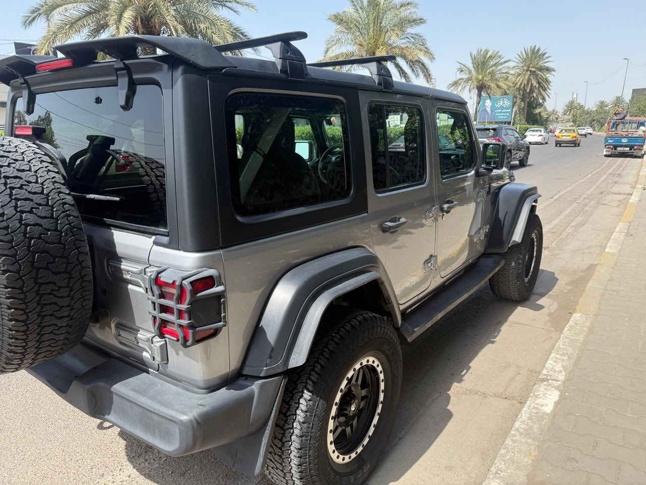 السلام عليكم ايامكم سعيدة وكل عام وانتو بخير
عندي جيب رانكلر ٢٠١٨ JL كلين تايتل غرق بسيط ولا كلوب مؤشر بالدشبول فور ويل مكينة ٦ سلندر المرغوب بدون أي نقص ( مكينة -كير- صدر - تبريد ) تخم تاير كلها جاهزة مصروف عليها اضافات وترفيع شركة فوكس مكفولة من دكتة الچاكوج ماشية ١٢٥ الف كيلو السعر ٢٢٥٠٠ دولار


**إذا كنت صاحب هذا الإعلان وتريد حذفه لأي سبب، رجاءا أرسل رسالة إلى الدعم الفني**