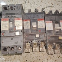 قواطع • ٦٠٠ أمبير • ٣٠٠ أمبير