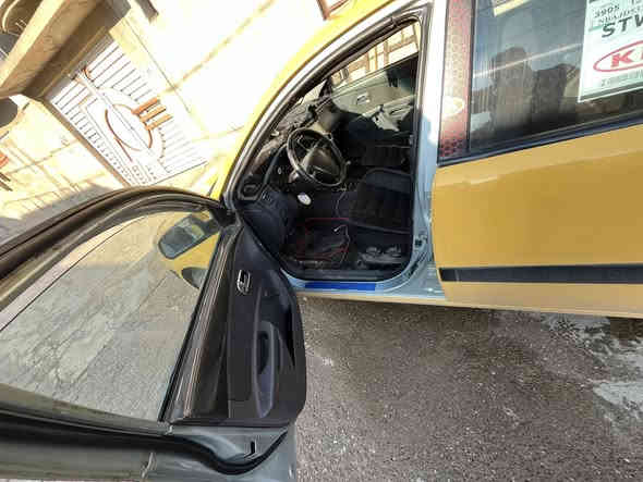 سلام عليكم ورحمة الله وبركاته 
سياره كيا ريو للبيع ٢٠٠٦ 

سياره جاهزه من كلشي بوجهك عشارع ما تصرف ربع عليه 

وراد كندي 

.  كير توماتيك 

محرك ١٦ 

السياره بسمي 

رقم هزه جديده 

ضرر جاملغ الامامي جه السايق 

مكلفً بل نشر اتصال مع صاحبه مباشر 

سعر ٨٥

***********

***********
